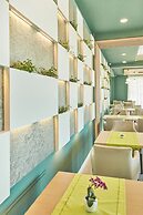 HOTEL AZALEEA MAMAIA NORD