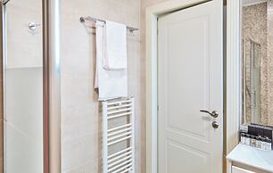 HOTEL AZALEEA MAMAIA NORD