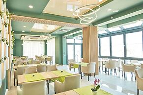 HOTEL AZALEEA MAMAIA NORD