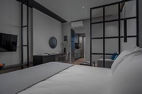 Hebrard Industrial Suites