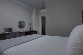 Hebrard Industrial Suites