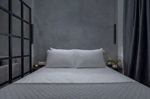 Hebrard Industrial Suites