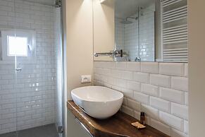 Pisana Modern by MMega