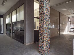 Bilocale con Balcone in Zona Nolo