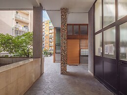 Bilocale con Balcone in Zona Nolo