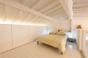 Bella Vista City View by MMega