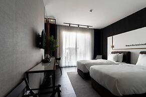 HOTEL BONVIE