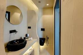 Lackos Luxury Suites