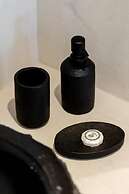 Lackos Luxury Suites