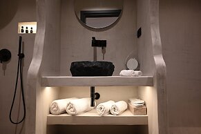 Lackos Luxury Suites