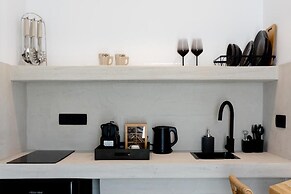 Lackos Luxury Suites