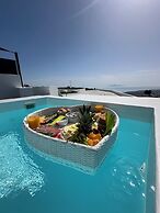 Lackos Luxury Suites
