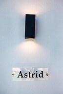 Lackos Luxury Suites