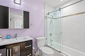 Luxury Estate With Sparkling Pool Elegant Amenities