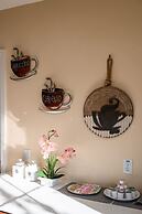 Luxury Estate With Sparkling Pool Elegant Amenities