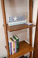 Luxury Estate With Sparkling Pool Elegant Amenities