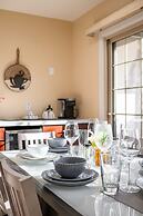 Luxury Estate With Sparkling Pool Elegant Amenities