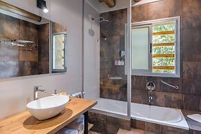 Vita Small Hotel