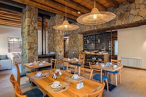 Vita Small Hotel
