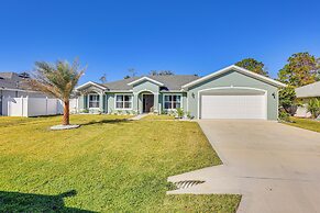 8 Mi to Flagler Beach: Home w/ Outdoor Dining!