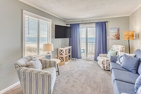 Beachfront North Myrtle Beach Condo w/ Pool Access