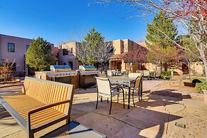 Walk to Santa Fe Plaza: Condo w/ Kiva Fireplace!