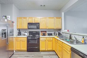 ~ 6 Mi to Dtwn Cumming: Townhome in Friendly Area