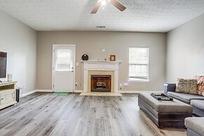 ~ 6 Mi to Dtwn Cumming: Townhome in Friendly Area