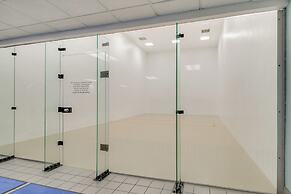 'seagulls Nest' Oceanfront Oasis w/ Pool Access!