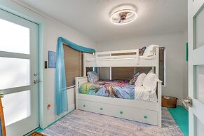 < 1 Mi to Beach: Family-friendly Port St Joe Home
