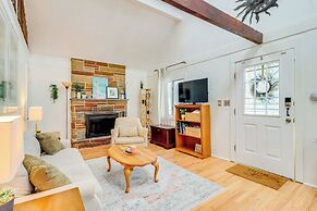 8 Mi to Big Boulder Mountain: Cabin w/ Decks!