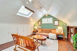 8 Mi to Big Boulder Mountain: Cabin w/ Decks!