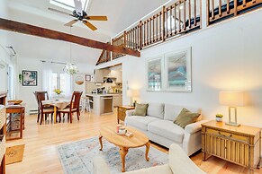 8 Mi to Big Boulder Mountain: Cabin w/ Decks!