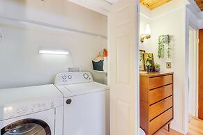 8 Mi to Big Boulder Mountain: Cabin w/ Decks!