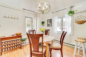 8 Mi to Big Boulder Mountain: Cabin w/ Decks!