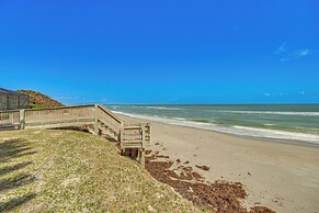 Beachfront Melbourne Beach Retreat w/ Pool Table!