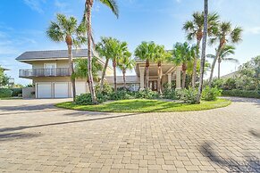 Beachfront Melbourne Beach Retreat w/ Pool Table!