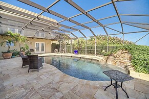 Beachfront Melbourne Beach Retreat w/ Pool Table!