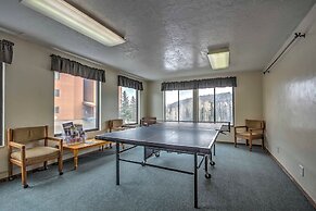 Walk to Lifts: Brian Head Condo w/ Ski Locker!