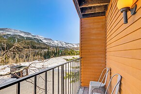 Walk to Lifts: Brian Head Condo w/ Ski Locker!