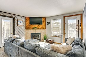 Walk to Lifts: Brian Head Condo w/ Ski Locker!