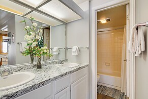 Walk to Lifts: Brian Head Condo w/ Ski Locker!