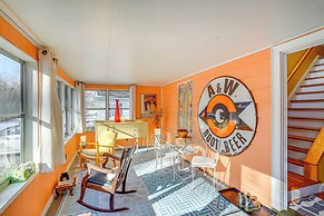 1 Mi to Dtwn: Beautiful Home in Williamstown!