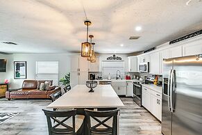 1 Mi to Beach: Naples Home w/ Outdoor Oasis