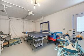 1 Mi to Beach: Naples Home w/ Outdoor Oasis