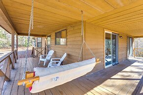 Birdwatching, Board Games & Bbqs: Cabin in Murphy!