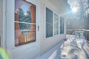 1 Mi to Sugarbush Resort: Dog-friendly Home!