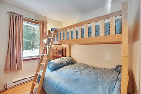 1 Mi to Sugarbush Resort: Dog-friendly Home!