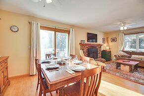1 Mi to Sugarbush Resort: Dog-friendly Home!
