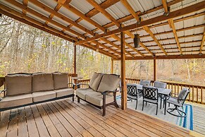 Steps to Kentucky Lake: Cozy Cabin w/ Deck!